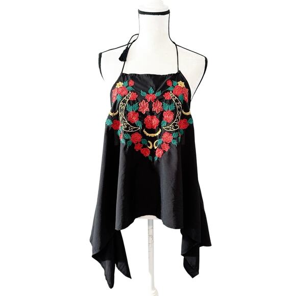Boohoo Black & Red Floral Embroidery Halter Neck Open Back Poncho Top Size 14 - Picture 1 of 7